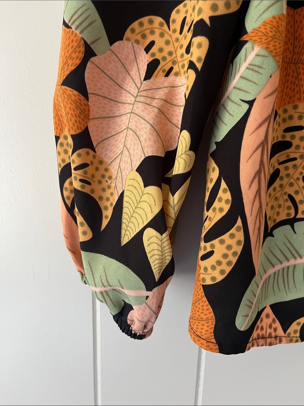 SHEIN Black Tropical Leaf Off-Shoulder Blouse - Picture 3 of 5